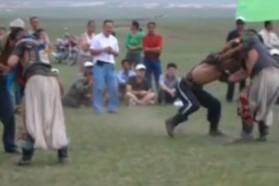 Küzdelem mongol módra