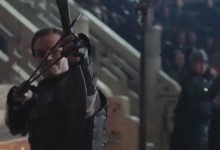 Matt Damon íjászbemutatót tart A nagy fal 2. előzetesében